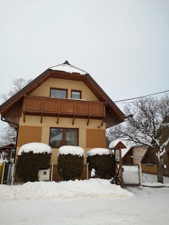 Vcielka Appartement Bešeňová Buitenkant foto